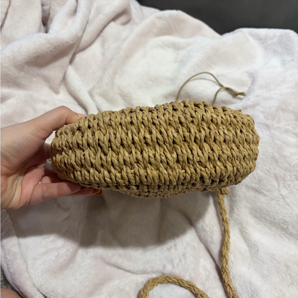 Chic Tan raffia summer Handbag - Picture 5 of 10